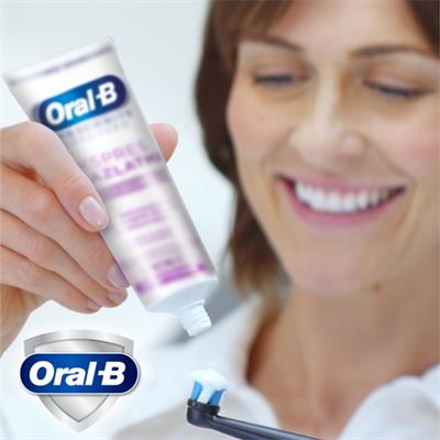 Oral-B Pro 3D White Advanced Ekspres Beyazlık Parlak Beyazlık Diş Macunu 75 ml