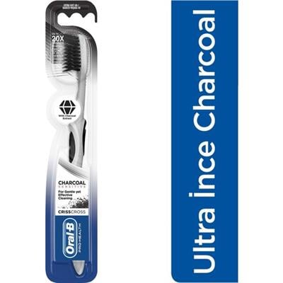 Oral-B Pro Health Kömürlü Diş Fırçası