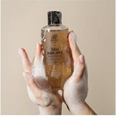 Rebul Dark Spice Duş Jeli 500 ml Paraben İçermeyen Zengin Baharatlı Koku ile Cilt Bakımı