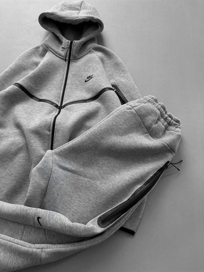 NKE TECH FLEECE TAKIM