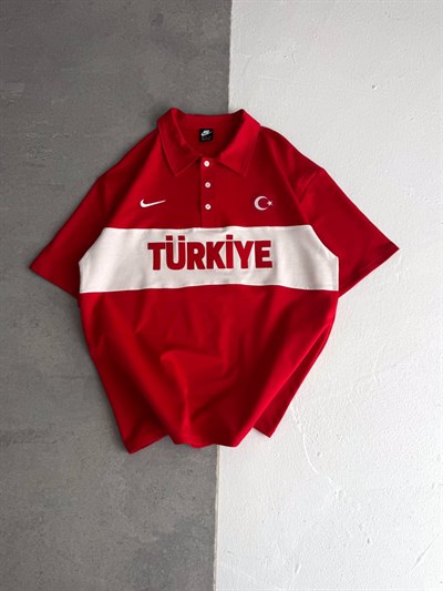 TÜRKİYE NAKIŞLI KIRMIZI OVERSİZE TSHİRT