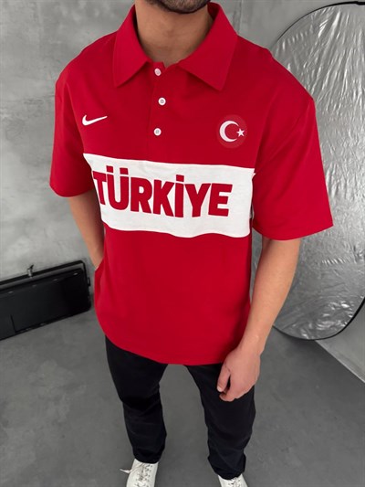 TÜRKİYE NAKIŞLI KIRMIZI OVERSİZE TSHİRT