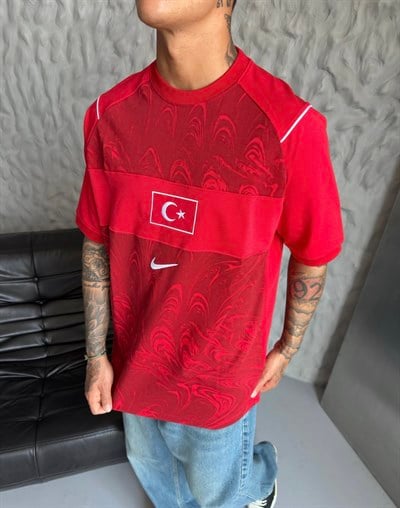 TÜRKİYE NAKIŞLI OVERSİZE TSHİRT