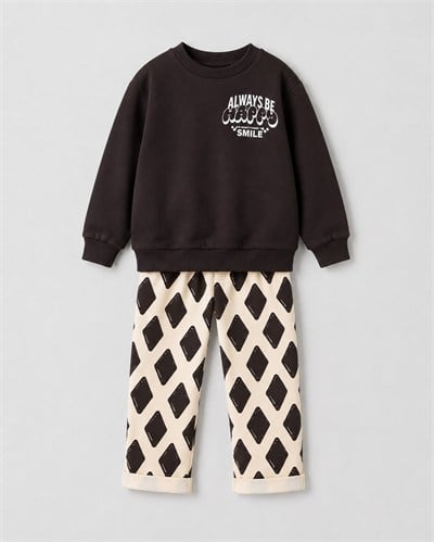 Erkek Çocuk Baskılı Sweatshirt Desenli Pantolon Alt Üst Takım