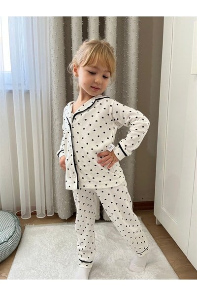 Kalp Desenli Kız Çocuk Pijama Takımı