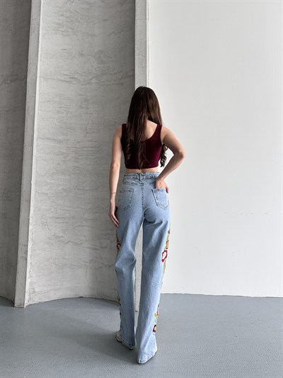 Nakış Detaylı Premium Jean