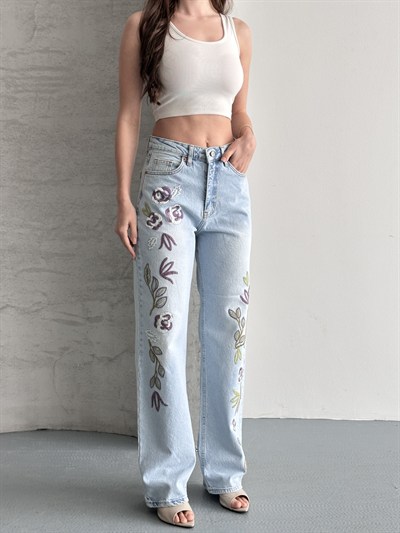 Nakış Detaylı Premium Jean