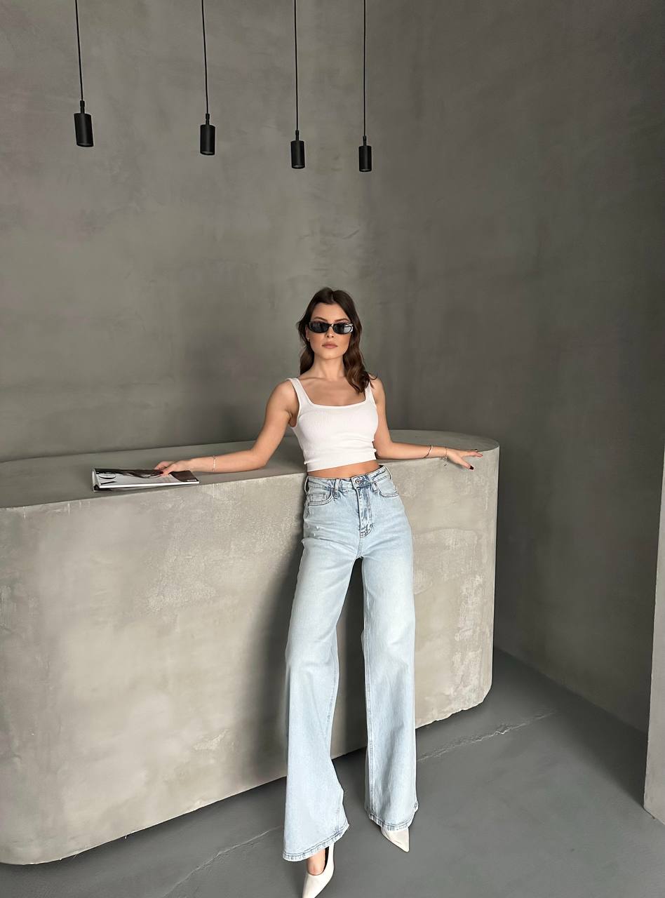 Wide Leg Jeans