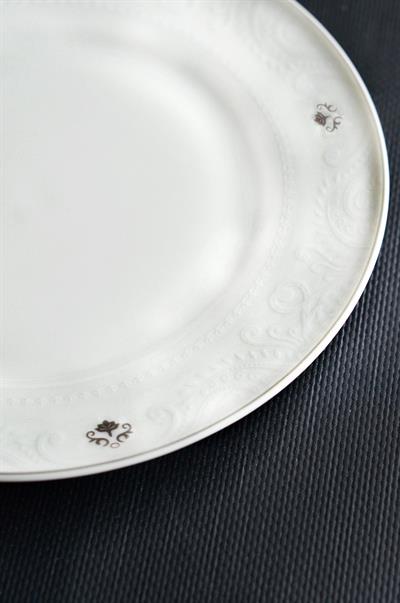 Royal Charme Bonita 24 Parça Porselen Yemek Takımı