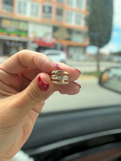 14K gold renk altın kaplama,yıldız detaylı zirkon taşlı şık earcuff