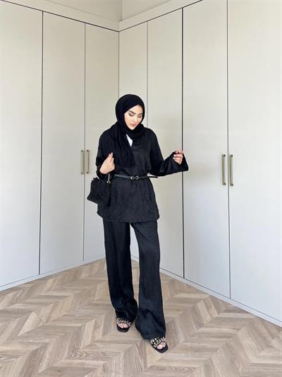 Azra Kırışık Takım -Siyah