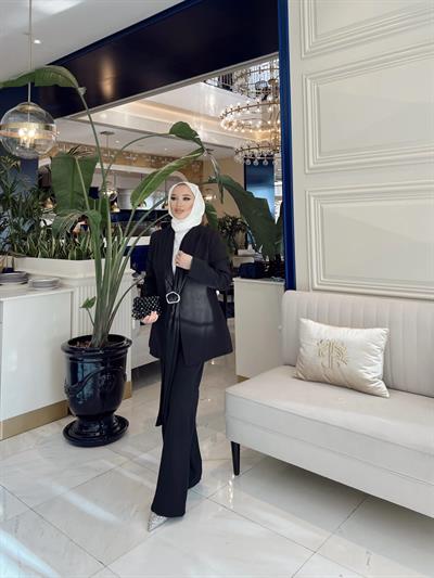 BROŞLU ENOO TAKIM - SİYAH