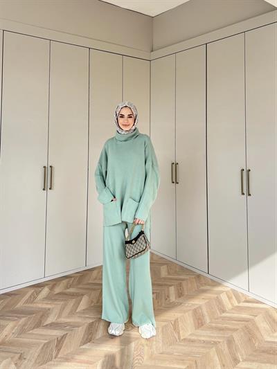 Cep Detaylı Triko Takım - Çağla