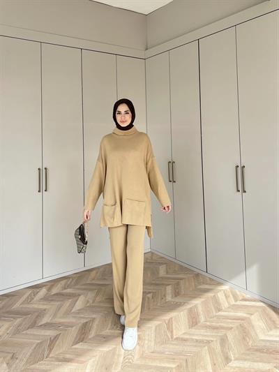 Cep Detaylı Triko Takım - Camel