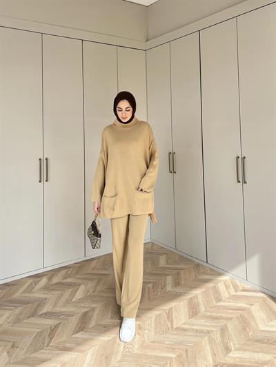 Cep Detaylı Triko Takım - Camel