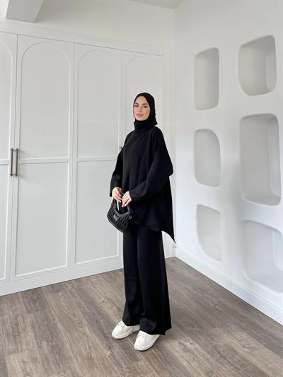 Cep Detaylı Triko Takım - Siyah