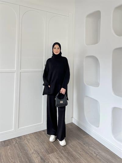Cep Detaylı Triko Takım - Siyah