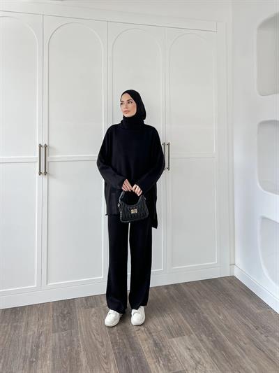 Cep Detaylı Triko Takım - Siyah