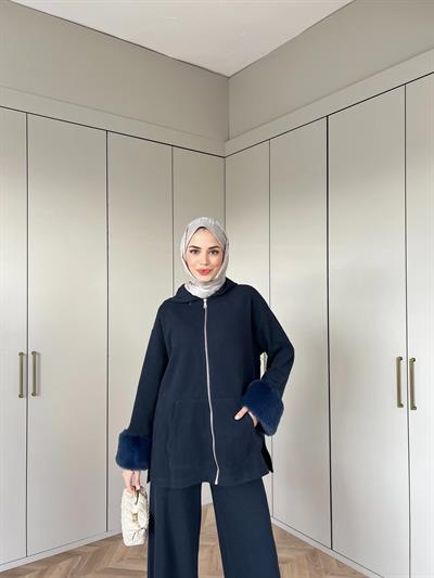 Ela Kürk Detaylı Takım - Lacivert