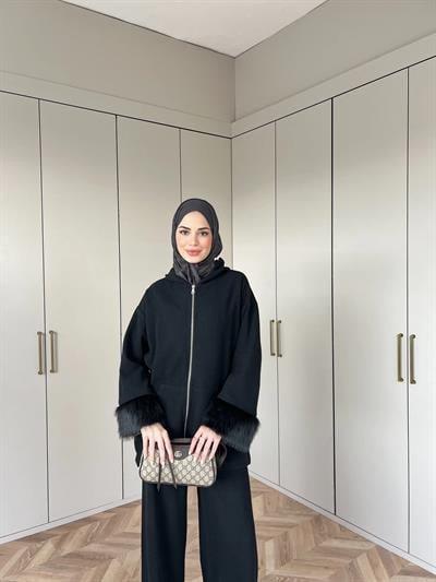 Ela Kürk Detaylı Takım - Siyah