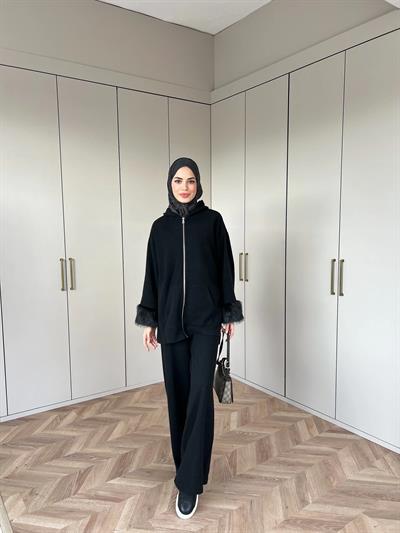 Ela Kürk Detaylı Takım - Siyah