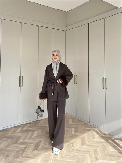 Hüma Kol Detayı Kürk Takım - Acı Kahve