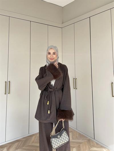 Hüma Kol Detayı Kürk Takım - Acı Kahve