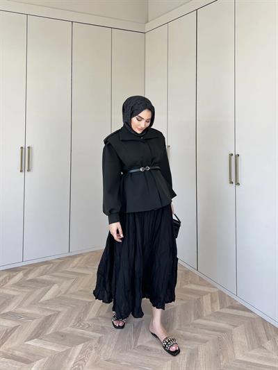 İrem Trenç - Siyah