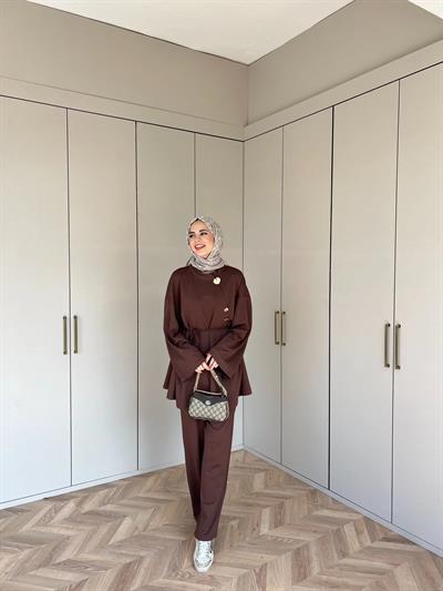 Seda Broşlu Takım - Kahve