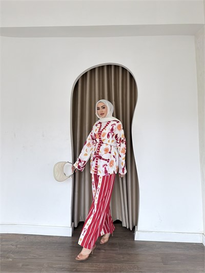 Akal desenli takım - Kırmızı