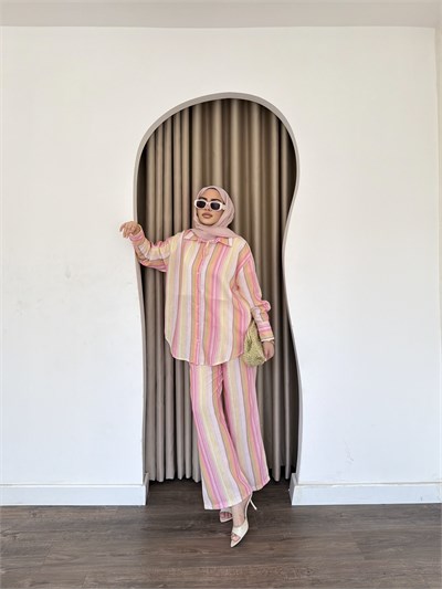 Ala Renkli Keten Takım - Pembe