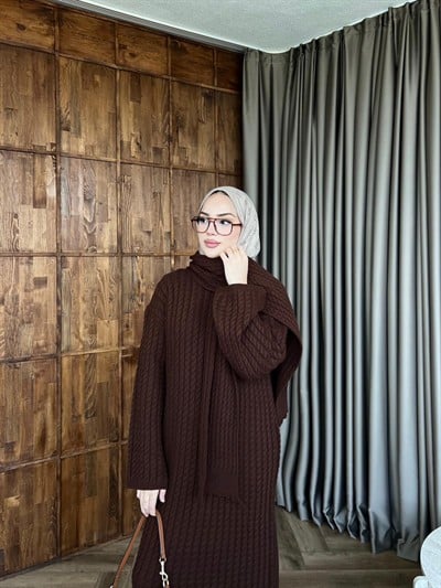 Atkılı Triko Elbise - Acı Kahve