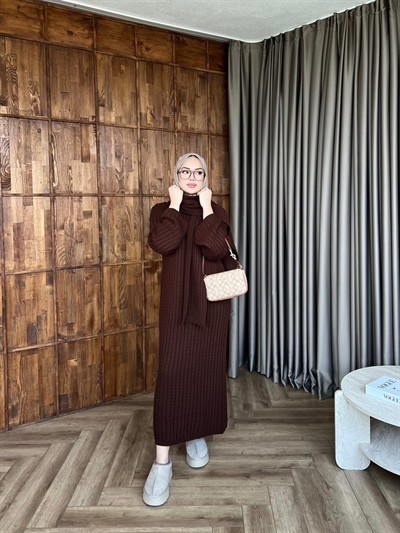 Atkılı Triko Elbise - Acı Kahve