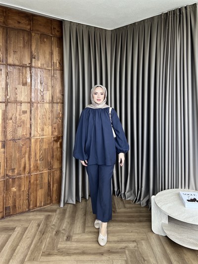 Aybüke Kemerli Takım - Laci 