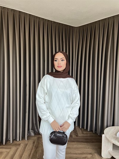 Baklava Desenli Taşlı Sweat - Beyaz