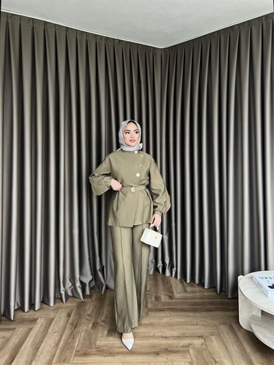 Besla Gold Düğmeli Takım - Yağ Yeşil(ÖN SİPARİŞ)