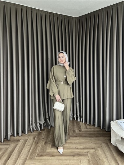 Besla Gold Düğmeli Takım - Yağ Yeşil(ÖN SİPARİŞ)