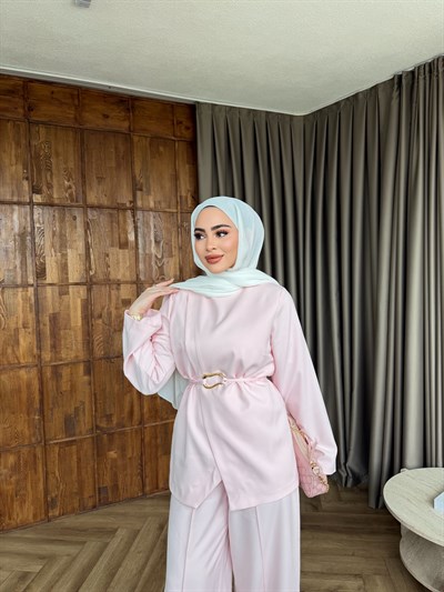 Çift Ön Detaylı Kemerli Takım- Pembe