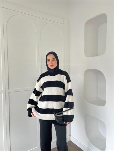 Çizgili Kazak - Siyah