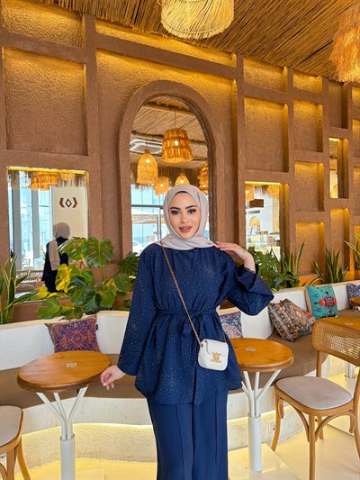 Derma Taşlı Takım - Laci