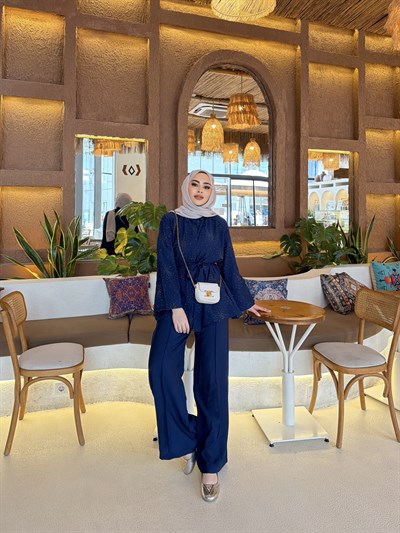 Derma Taşlı Takım - Laci