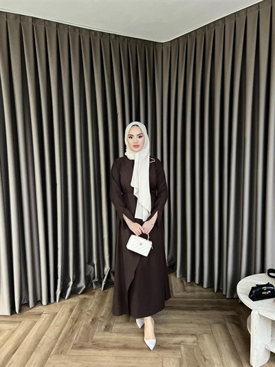 Desli Broşlu Elbise - Acı Kahve