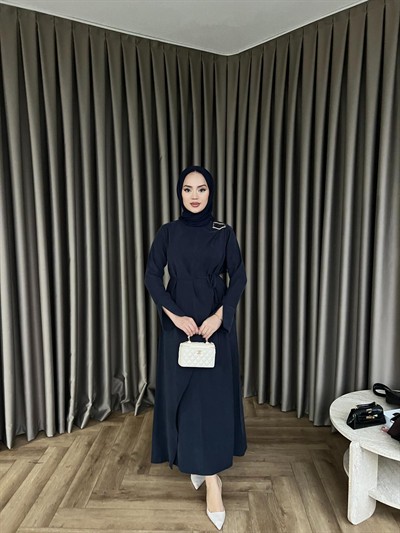 Desli Broşlu Elbise - Lacivert