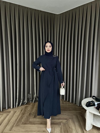 Desli Broşlu Elbise - Lacivert