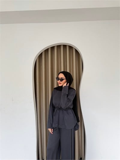 Dua Yan Detaylı Takım - Antrasit