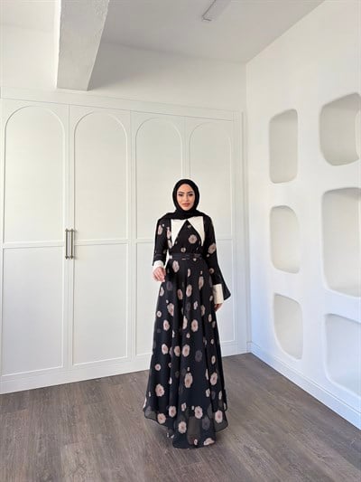 Dum Yaka Detay Elbise - Siyah 