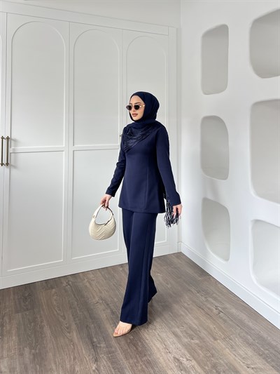 Duygu Püskül Takım - Laci