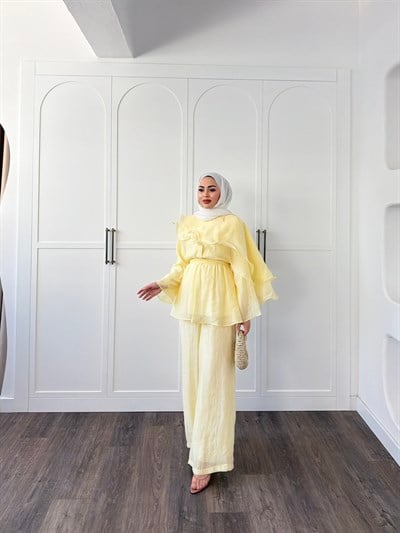 Ena Fırfır Detaylı Takım - Sarı