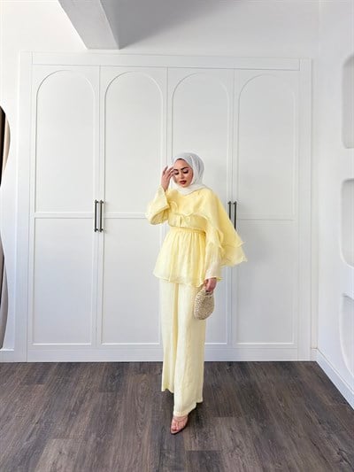 Ena Fırfır Detaylı Takım - Sarı