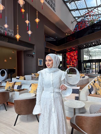 Epli Dantel Elbise - Beyaz